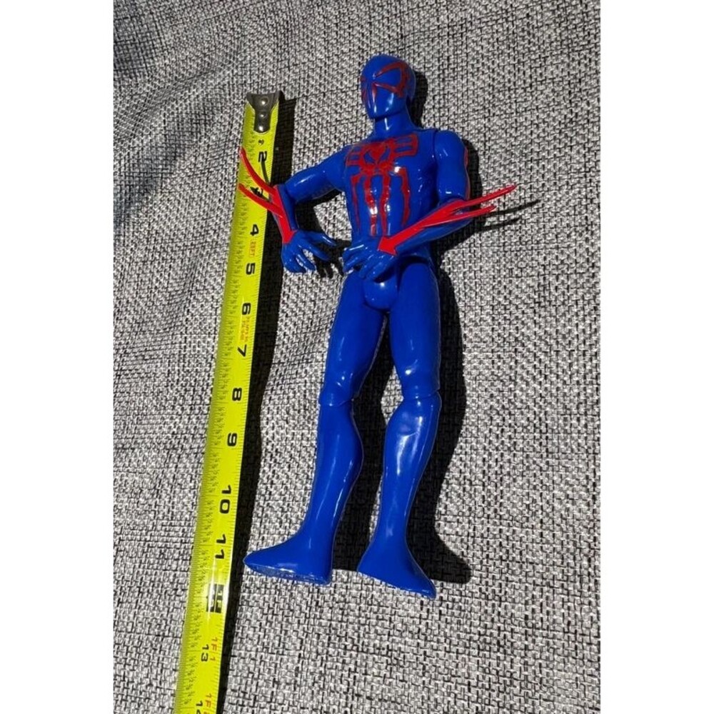 Marvel Spider-Man Titan Hero Series Spider-Man 2099 Action Figure